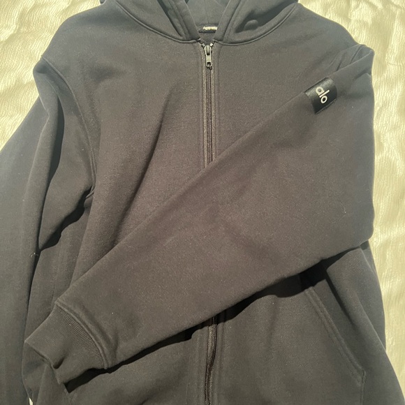 ALO Yoga Black Men's Sweater